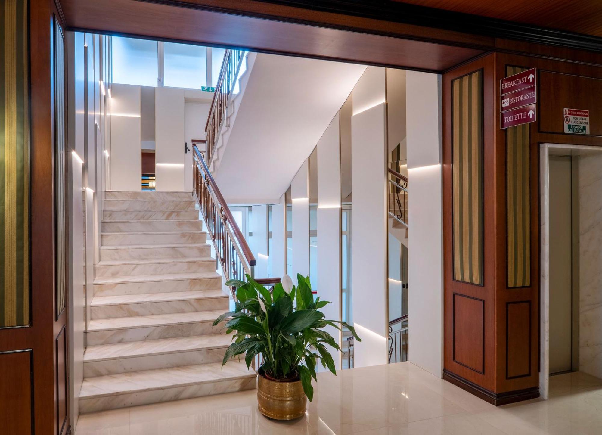 Hotel Delle Palme Lecce Luaran gambar