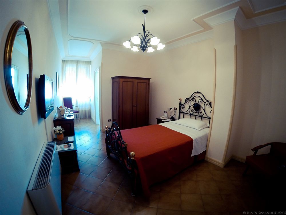 Hotel Delle Palme Lecce Luaran gambar